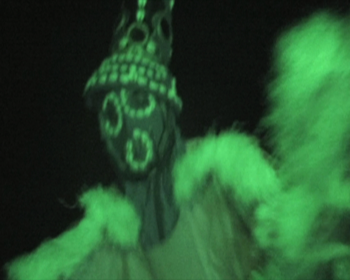 Samedi-stilt dancer.jpg