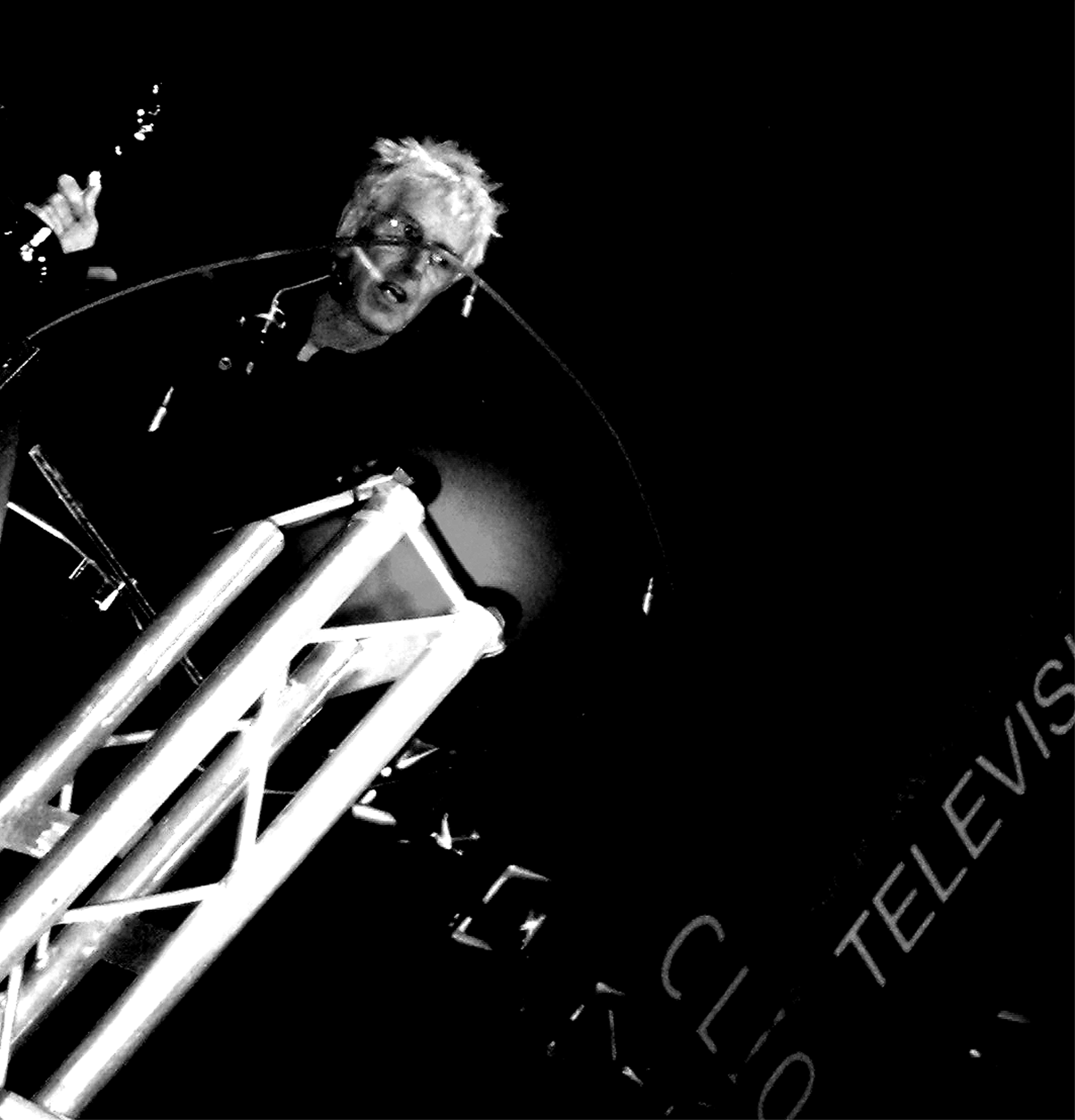 Bob Isherwood 2007 Clio Accepting Award BW.jpg