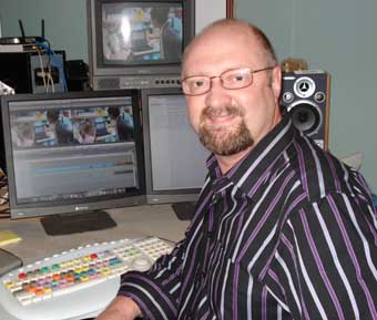 Steve Quartly 3D Cinema Advertising-web.jpg