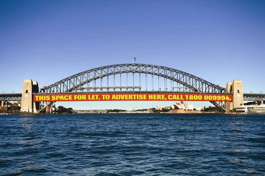 GruenHarbourBridge.jpg