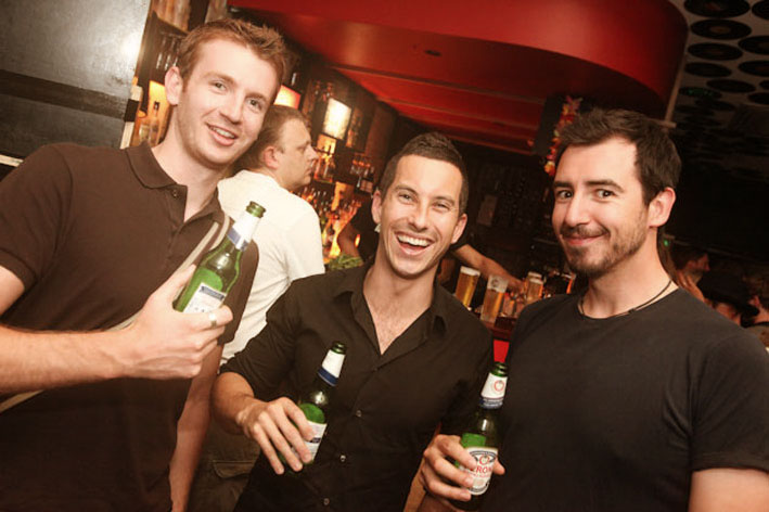 Heckler_XmasParty2010_07.jpg