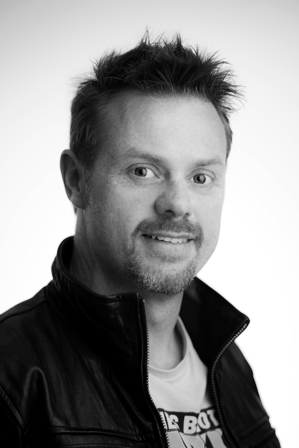 Ken_02_Final [mono].jpg