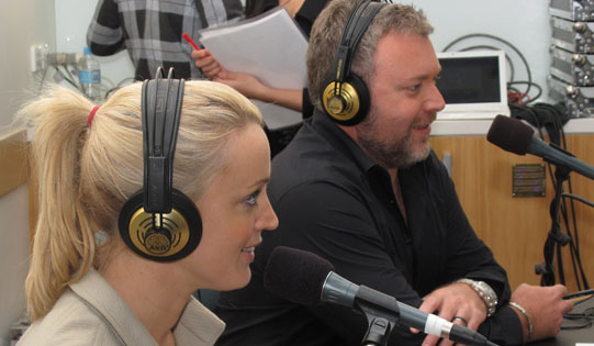 lady-gaga-co-host-kyle-jackie-breakfast_9-600x400.jpg
