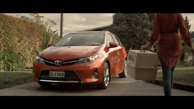 Corolla_Image_2.jpg