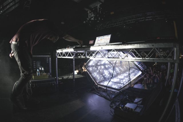 130430-flume-syd-show2-034.jpg