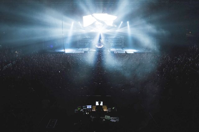 130513-Flume-ChallengeStadium-064.jpg