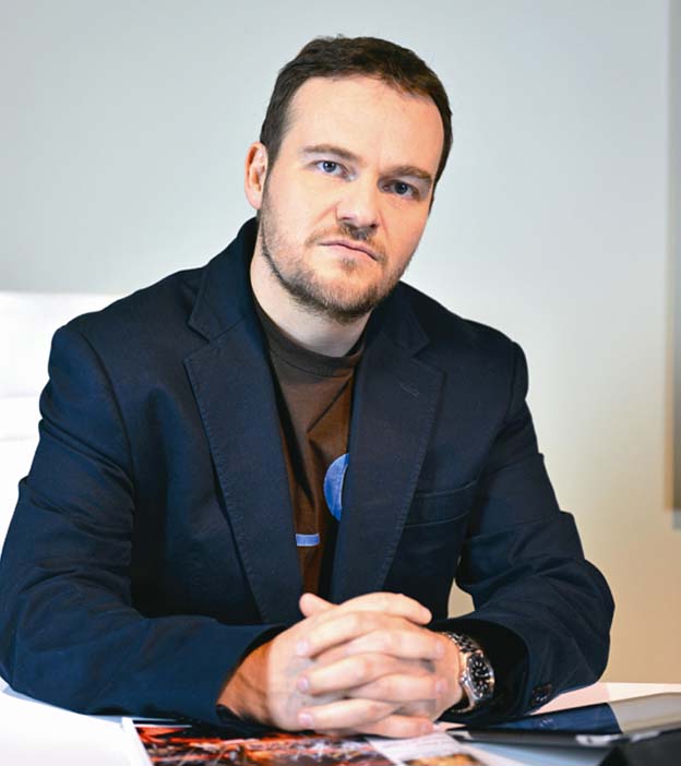 TIM-BURROWES-WEB.jpg