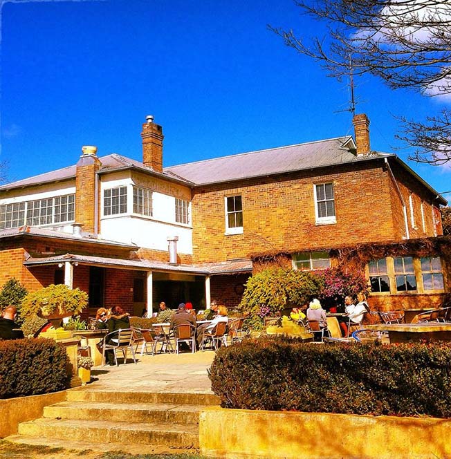 BURRAWANG-PUB-PIC.jpeg