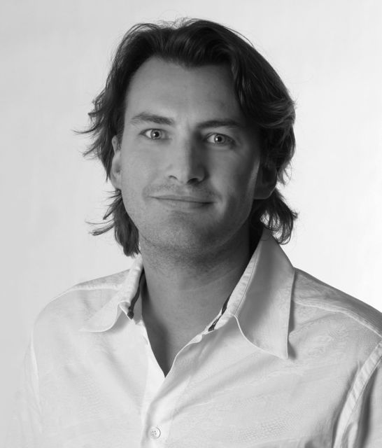 DerekG_bw1 - cropped.jpg