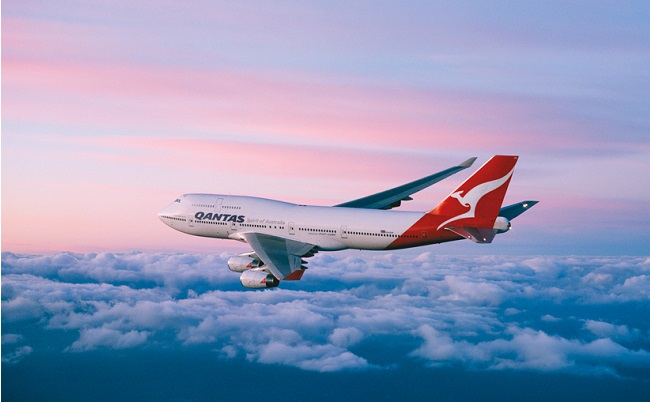 Qantas2flying.jpg