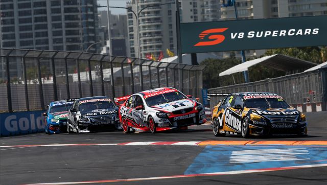 3 - Hulsbosch - V8_Supercars.jpg