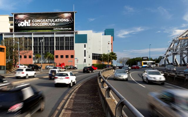 Signature_Collection_QLD_Story_Bridge_Street_Socceroos.jpg