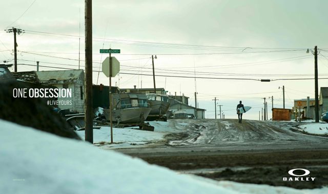 Oakley_ONE OBSESSION_Brand Image_Surf.jpg