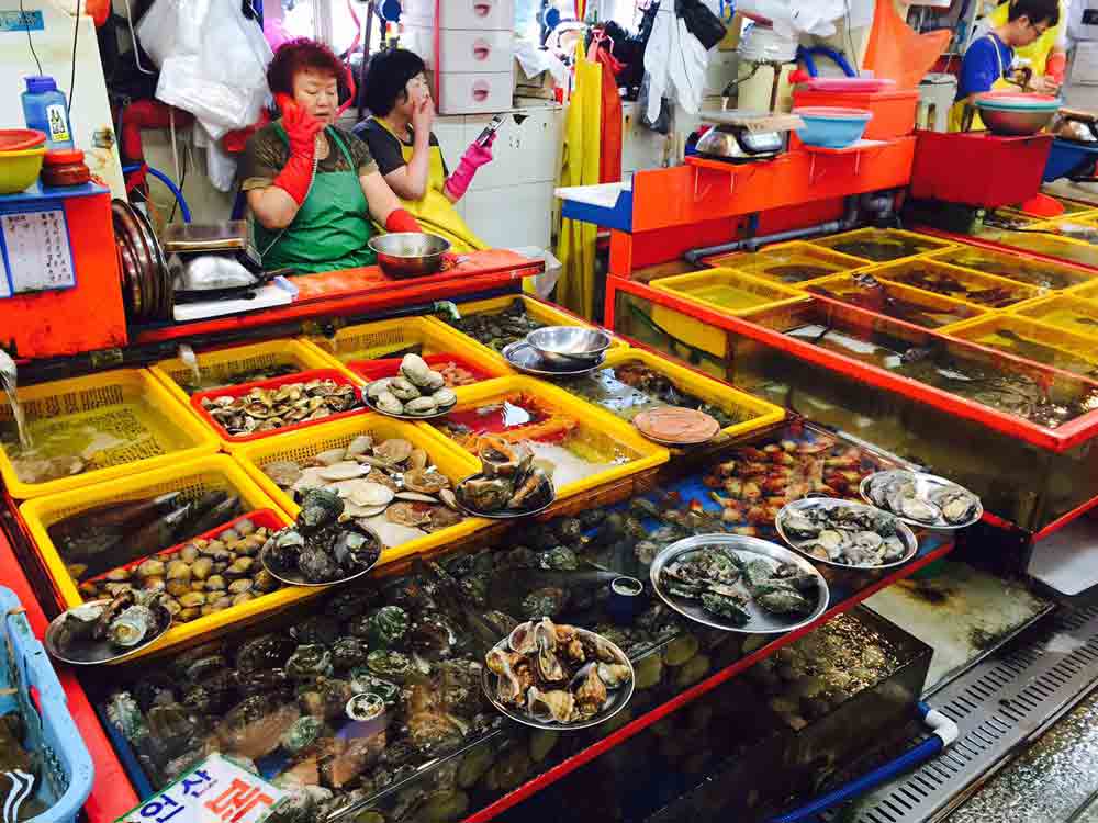 FishMarket1_BLOG.jpg