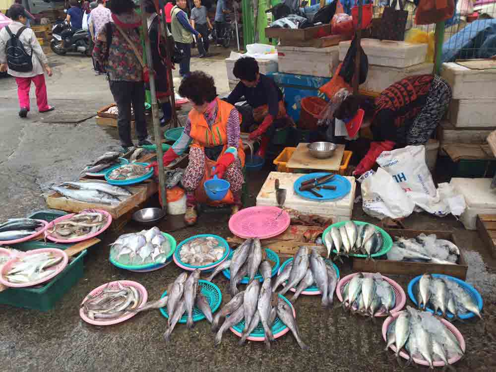 FishMarket2_BLOG.jpg