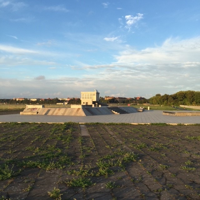 DB Berlin Tempelhof 4 (1).jpg