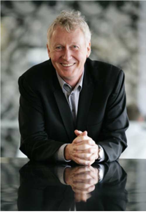 Neil-Lawrence-desk-pic.jpg