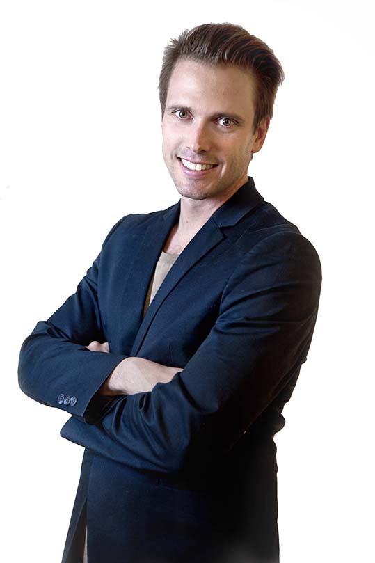 Bo Thorp Headshot Small[1].jpg