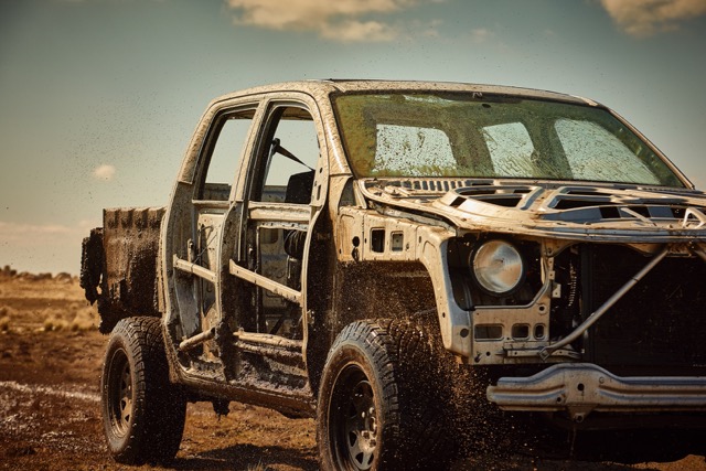 Naked Ute (1).jpg
