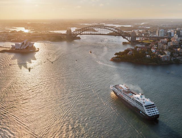 Azamara in Sydney (1).jpg