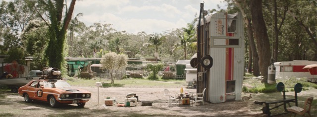 BUDGET_CARAVAN_EXTERIOR.jpg