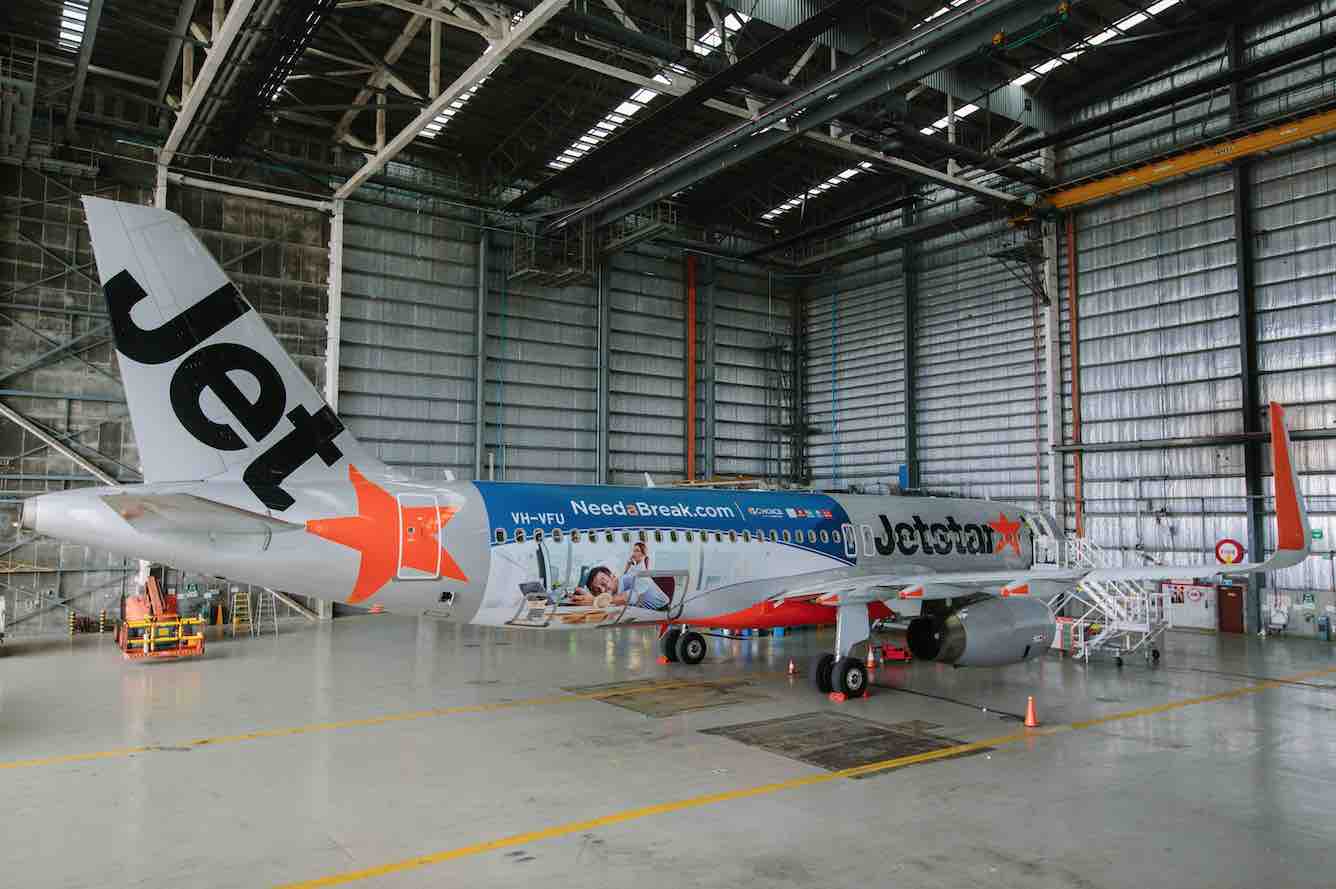 Jetstar Plane.jpg