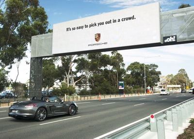 Porsche approaches oOh!media digital sign entering Melbourne Airport-crop (1)-thumb-400x286-244058.jpg
