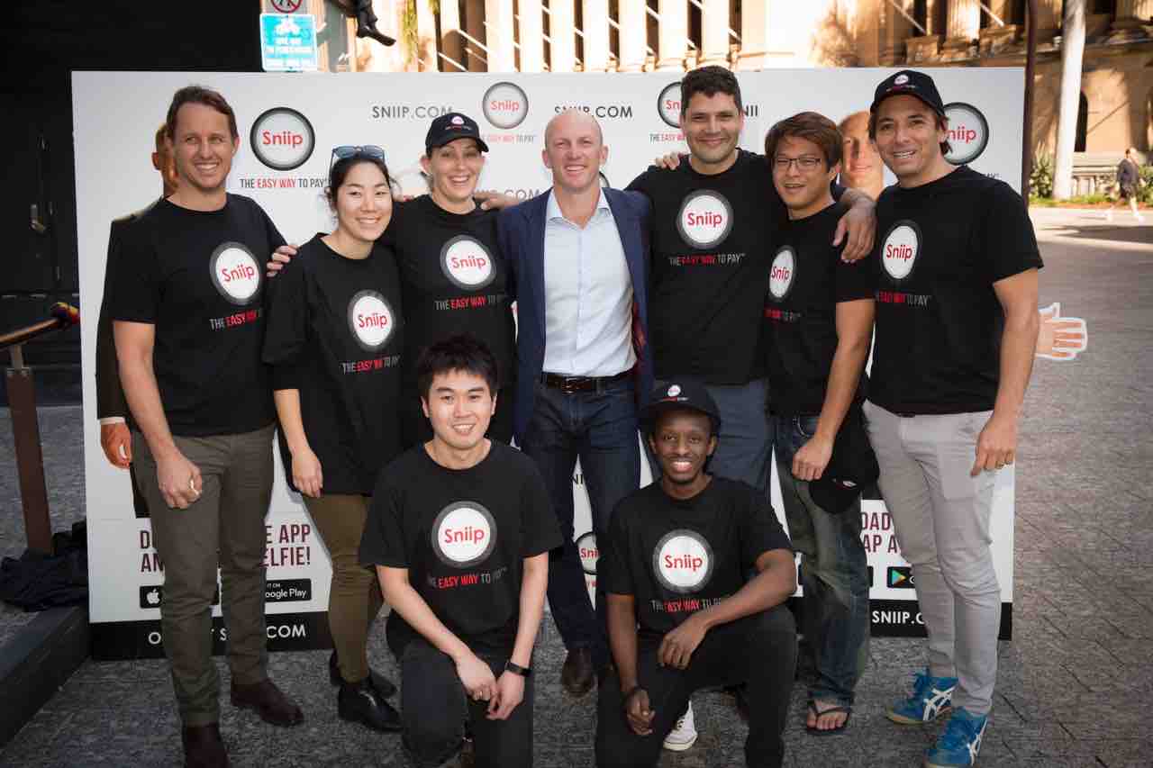 Sniip with Darren Lockyer Brisbane (1).jpg