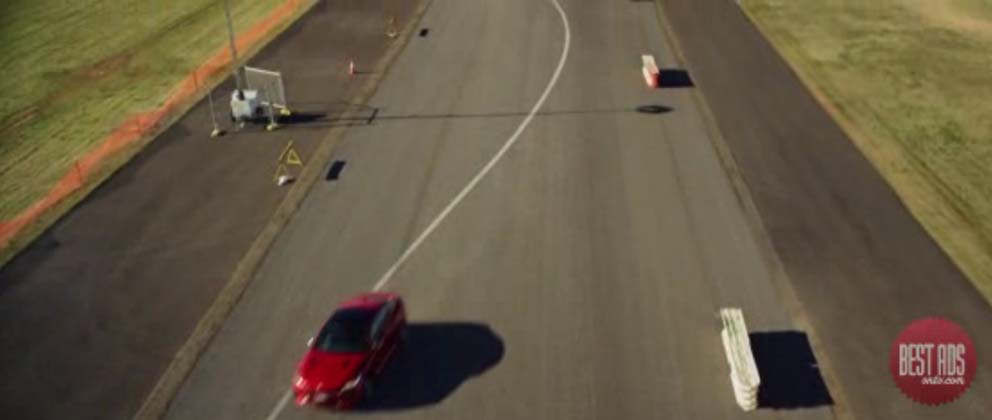 KIA-white-lines-.jpg