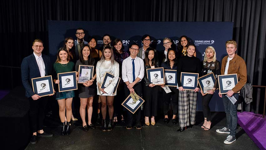 Group_shot_YL18.jpg
