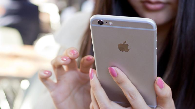 iphone6plus_lifestyle__7__thumb.jpg