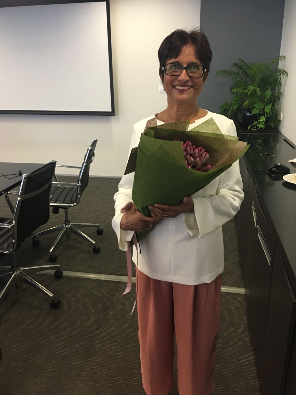 Elizabeth Vaz 1 (2).jpg