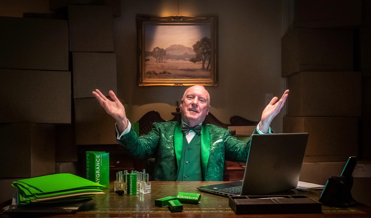 Ray Meagher Raygrance (2).jpg