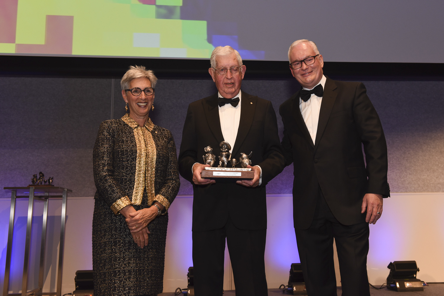 Advertising legend Peter Clemenger AO wins prestigious 2019 Melbourne Achiever Award