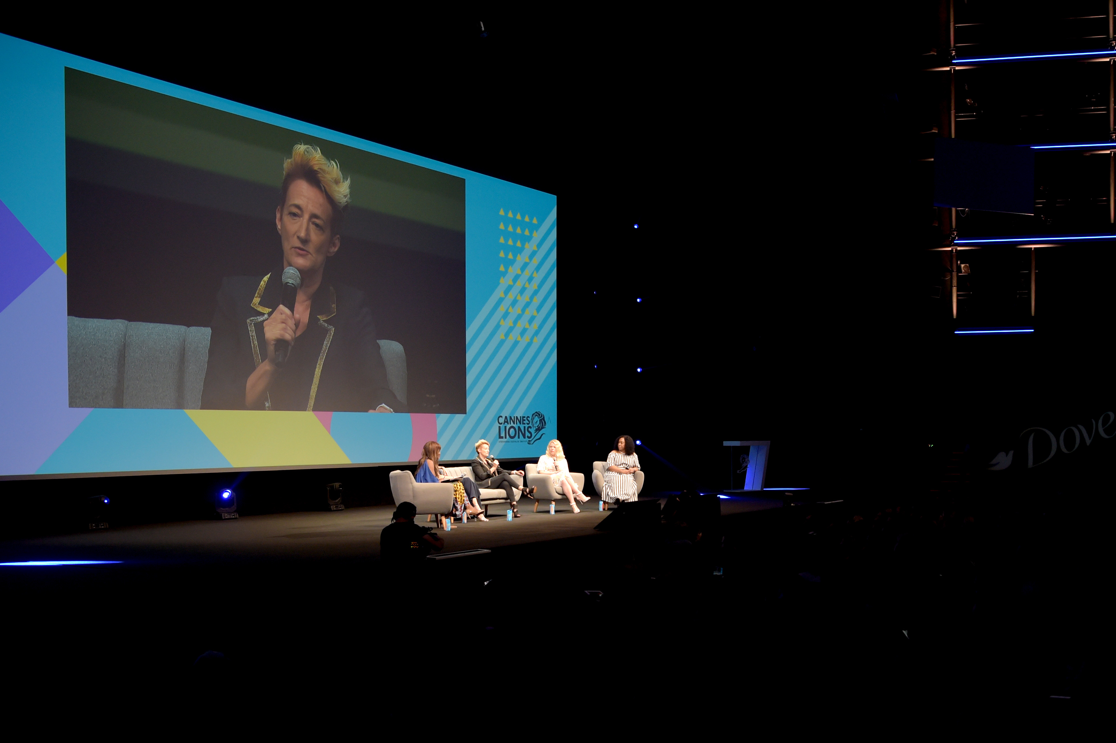 SHONDA RHIMES AND DOVE CALL ON BRANDS TO TAKE RESPONSIBILITY FOR IMAGES THEY USE IN MEDIA AND ADVERTISING AT ‘TIME TO STEP UP’ PANEL IN CANNES