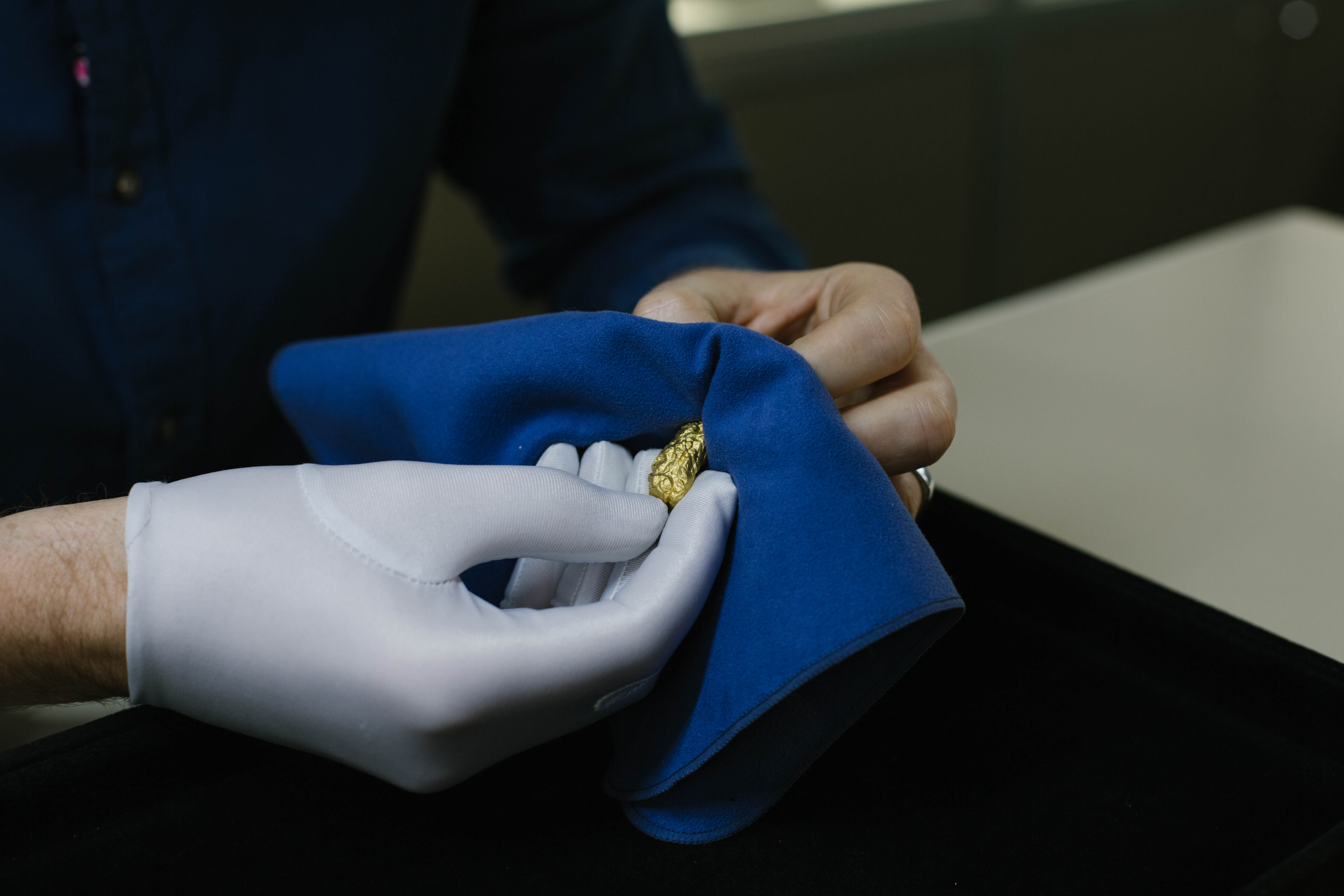 Cox Inall Change and BWM Dentsu create world’s most valuable poo for Bowel Cancer Australia
