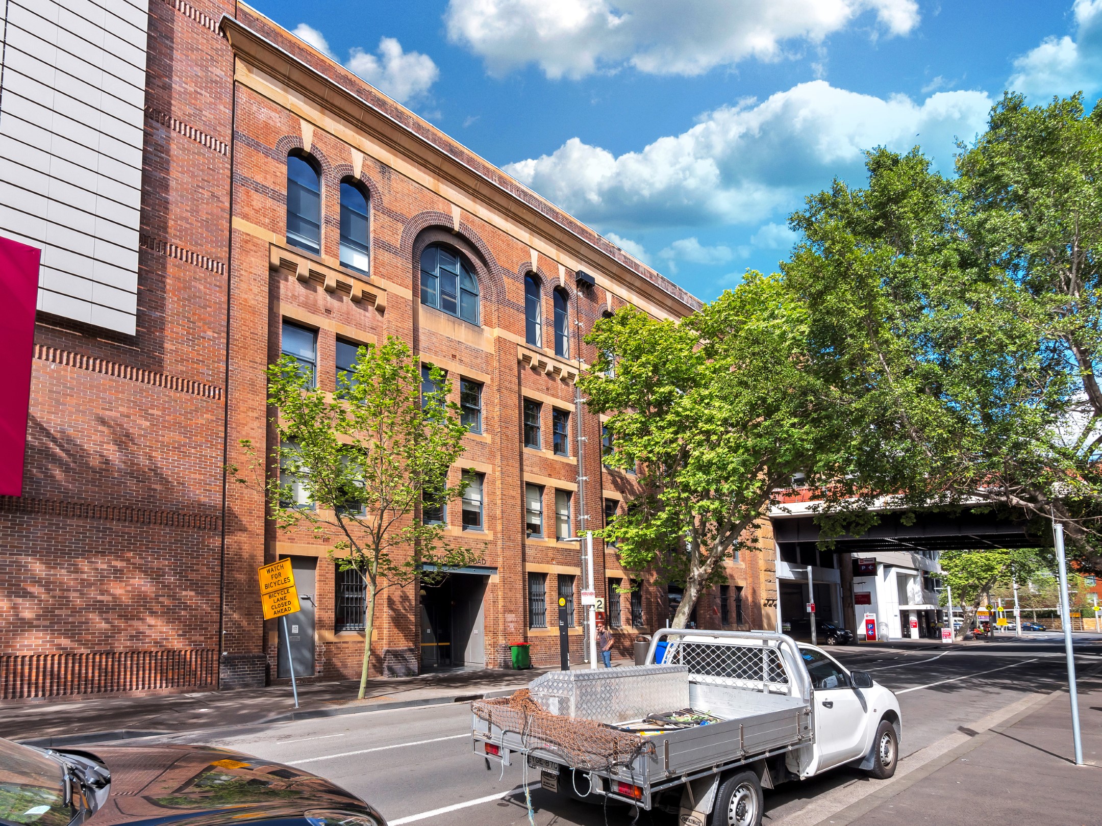 24 Hickson Road Creative Warehouse Style Office For Sale by Public Auction: Thursday, October 31