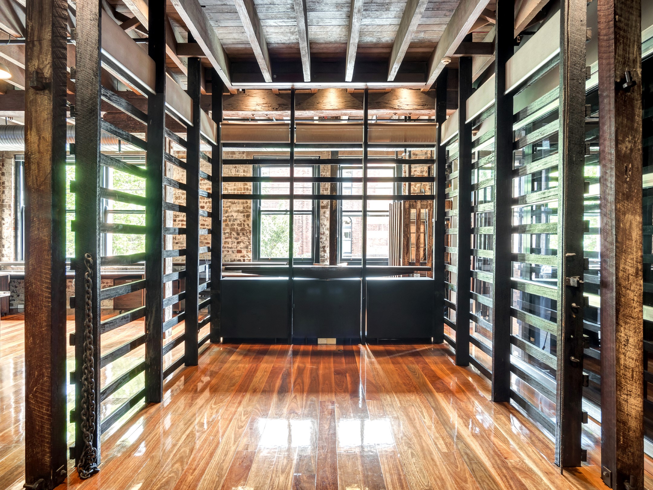 24 Hickson Road Creative Warehouse Style Office For Sale by Public Auction: Thursday, October 31