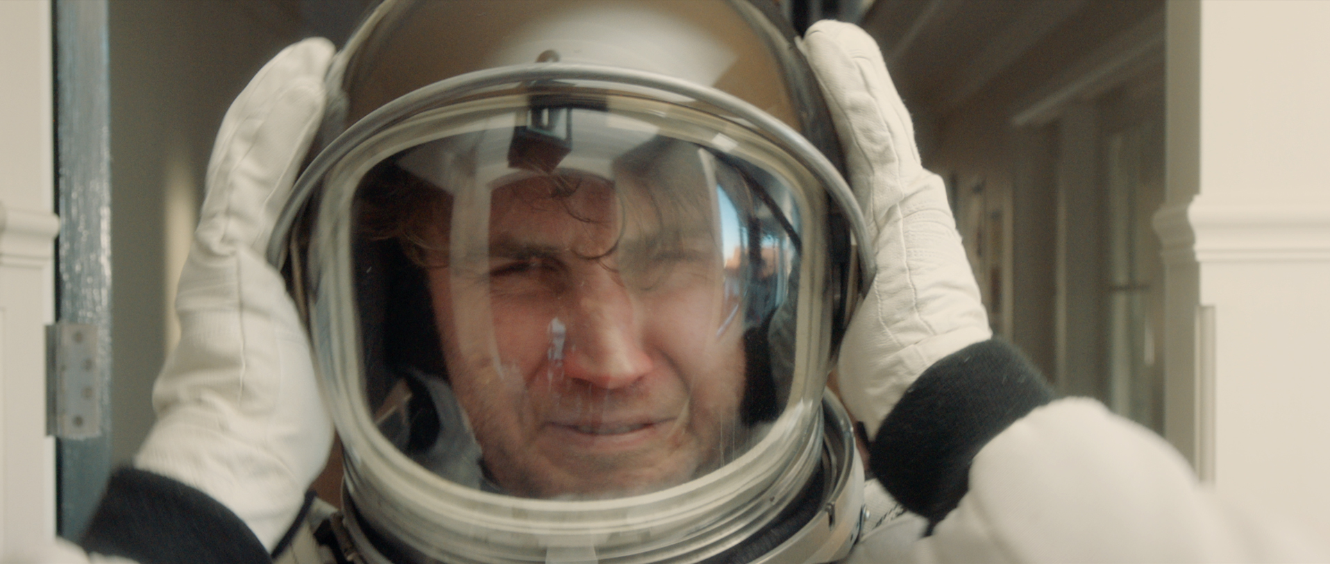 Man plagued with allergies heads to space in Nasonex Allergy’s latest television campaign