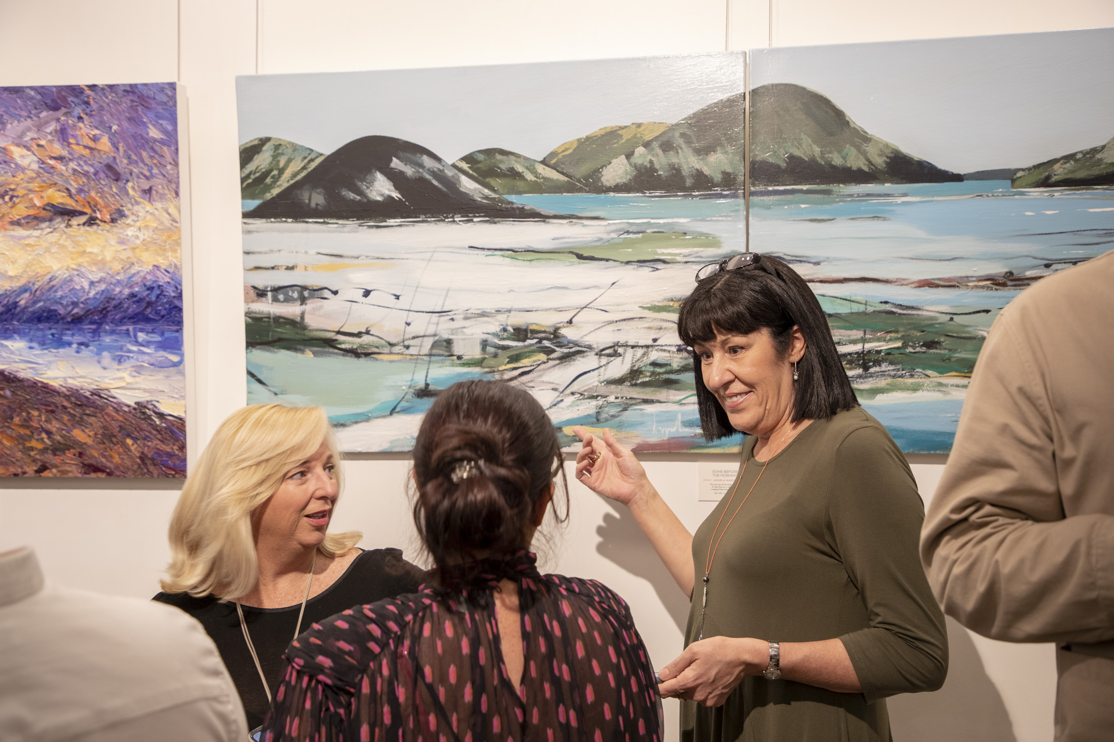 Avis raises over $15k for charity with Art of Discovery Auction via Red Havas + Havas Blvd