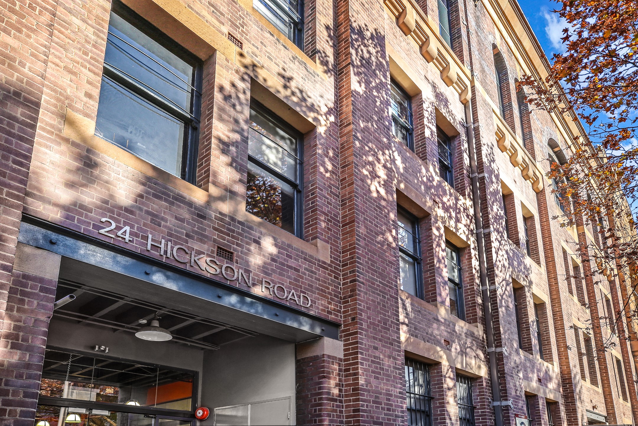 24 Hickson Road Creative Warehouse Style Office For Sale by Public Auction: Thursday, October 31