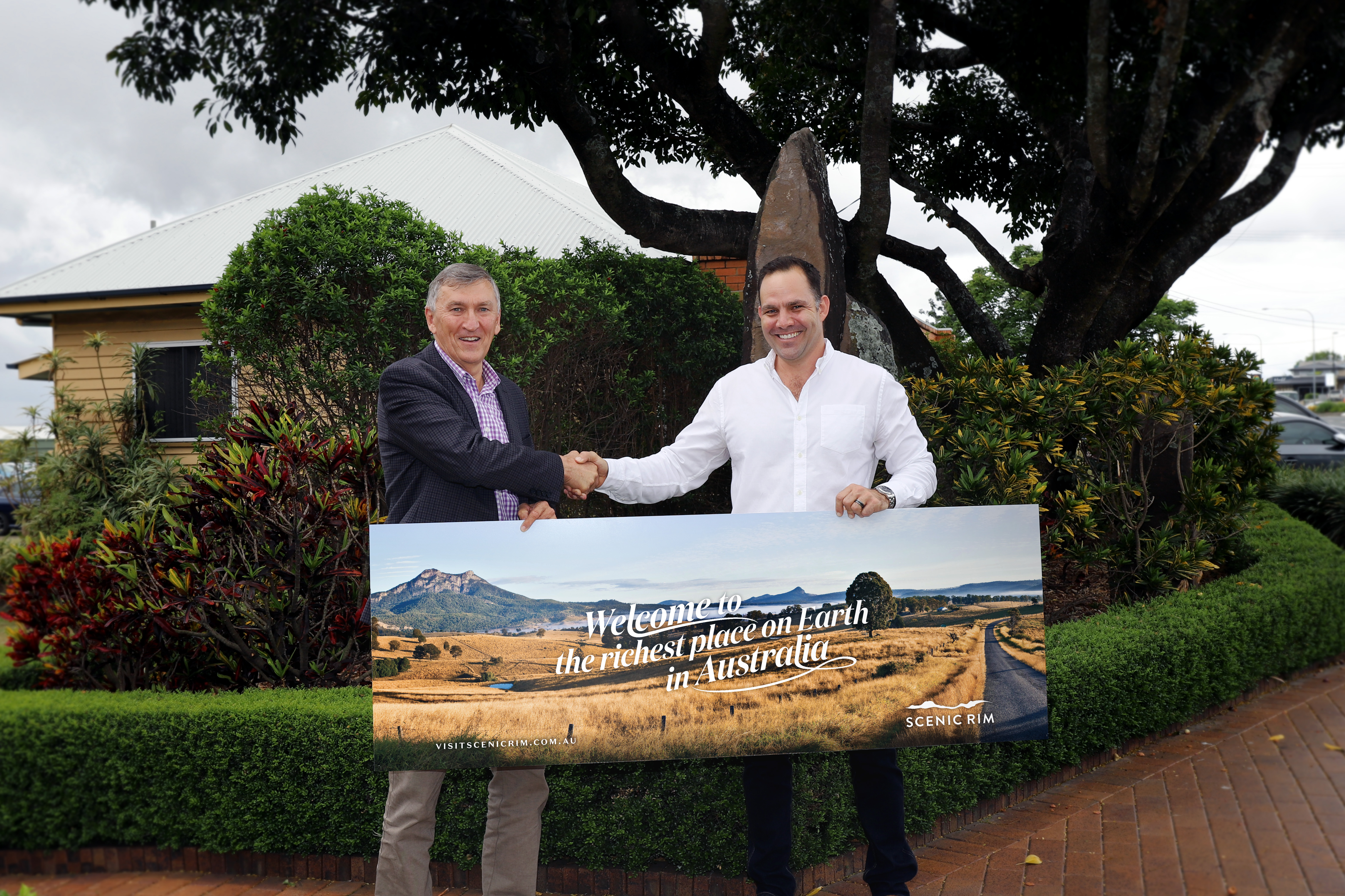 Brother & Co, Brisbane lends services with donated campaign concept to help bushfire affected Scenic Rim