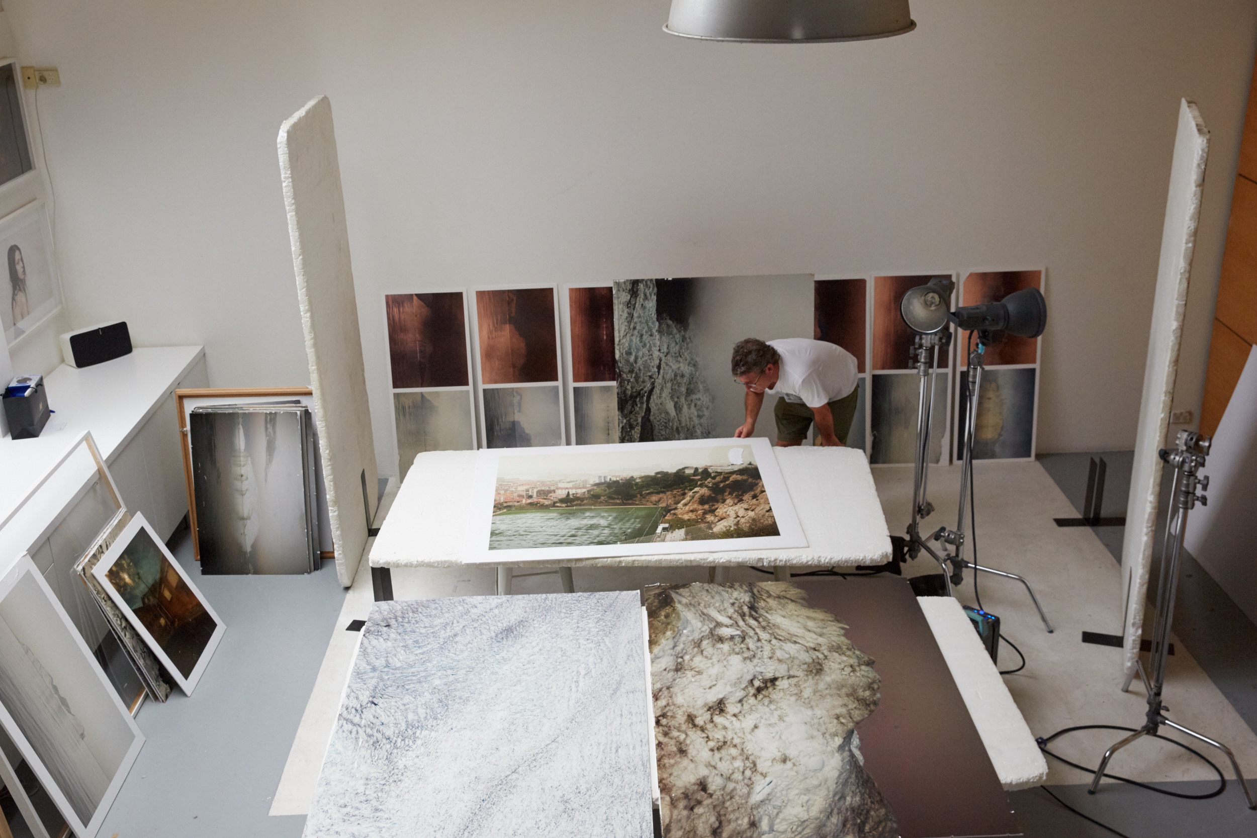 This Thursday’s ‘Thicker Than Blood’ Auction in Paddington in support of photographer Simon Harsent filling up fast