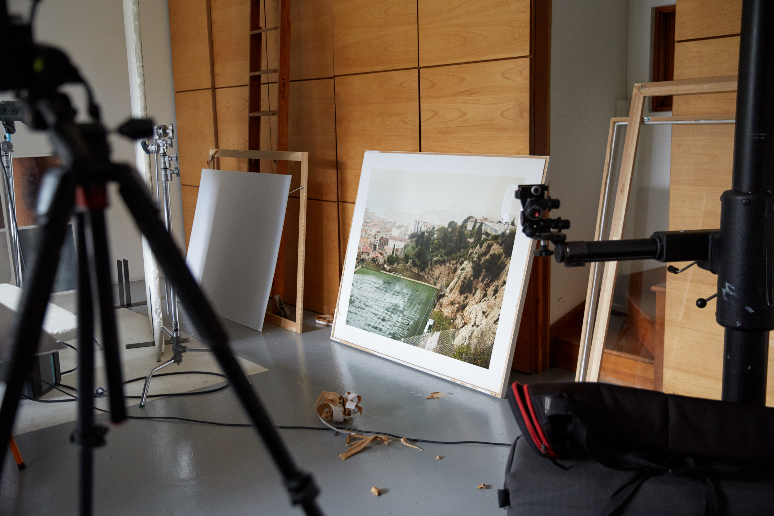 This Thursday’s ‘Thicker Than Blood’ Auction in Paddington in support of photographer Simon Harsent filling up fast