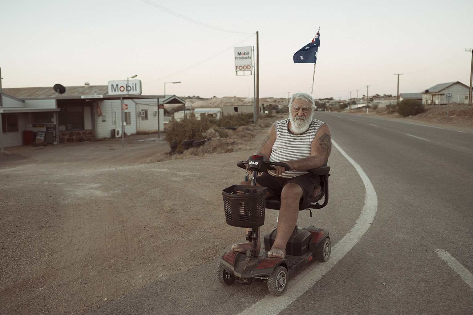 Award-winning Australian short documentary ‘Rear View Mirror’ set in Andamooka launches