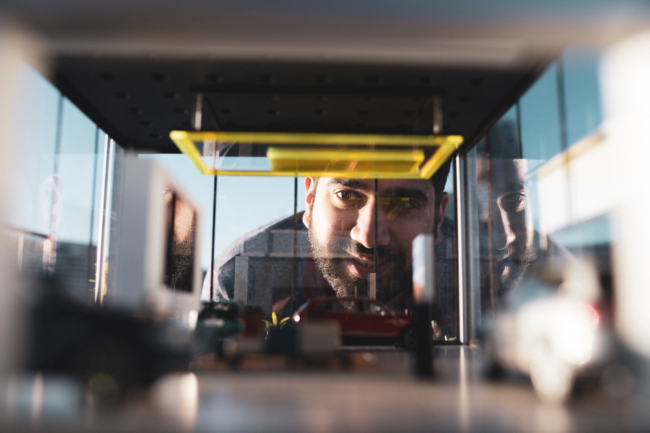 Volkswagen open World’s Smallest Dealership to let Aussies ‘try on’ its small SUVs via DDB Sydney