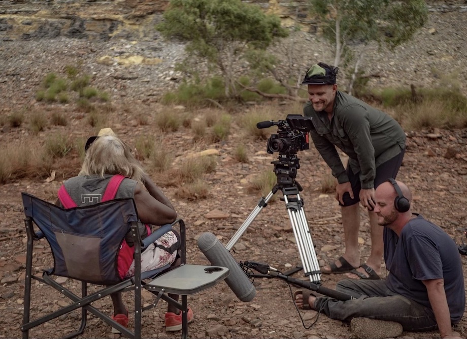 Taxi and Oombarra share Yindjibarndi stories through a new lens
