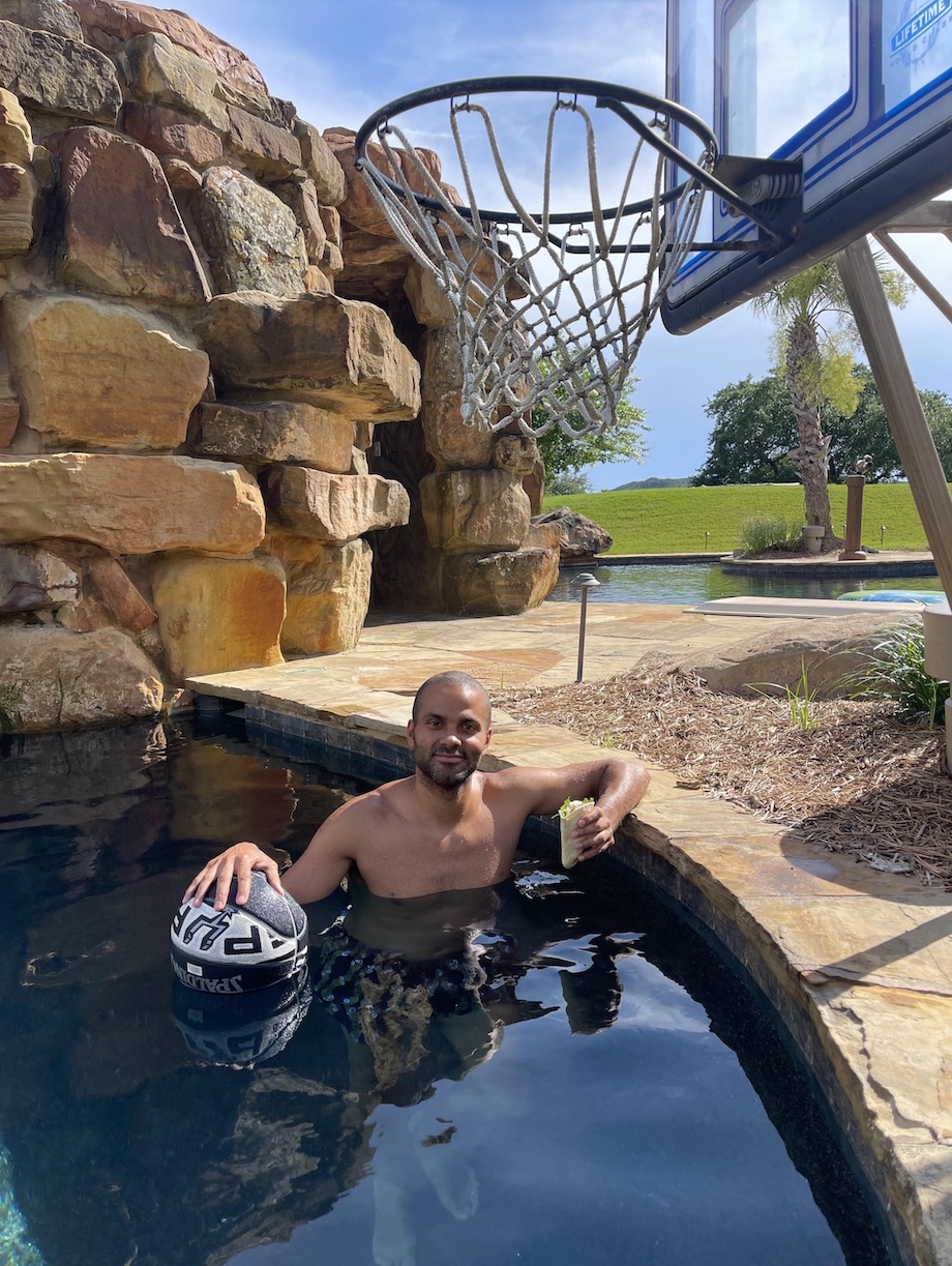 Nick Kyrgios challenges basketball stars to the Old El Paso Slam Dunk #MessFreeChallenge in new global campaign via Thinkerbell