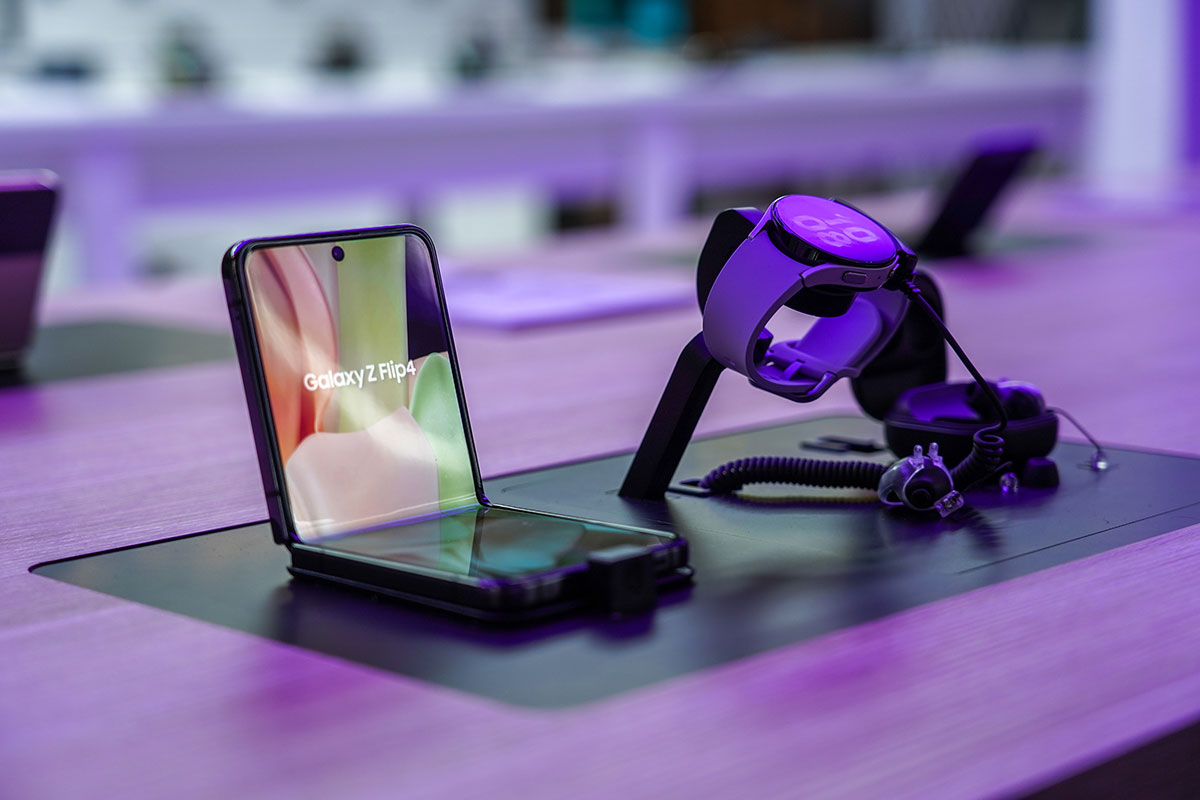 Samsung helps shoppers ‘Unfold their world’ with Galaxy Z Series Melbourne Pop-up via Cheil