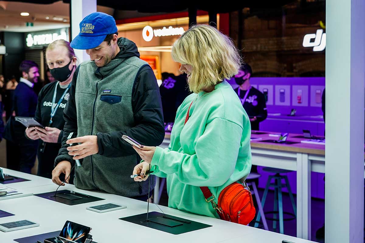Samsung helps shoppers ‘Unfold their world’ with Galaxy Z Series Melbourne Pop-up via Cheil